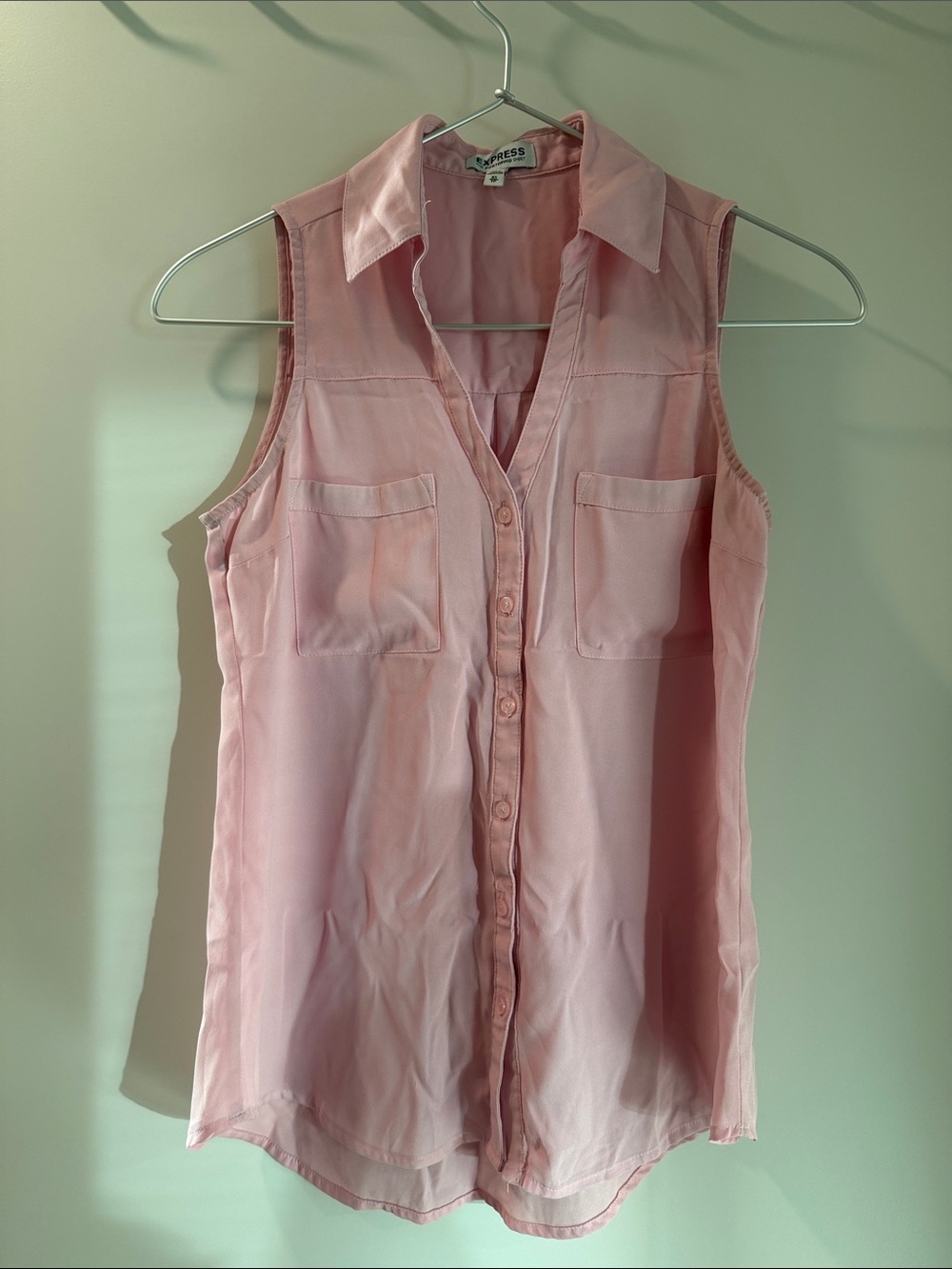 Express Pink Sleeveless Button-Up Blouse